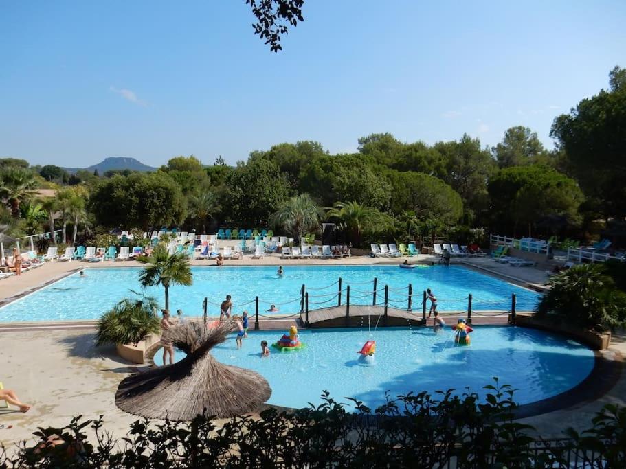 Mobile Home 6-Pers Camping Lei Suves-Cotes D'Azur-Including Airco Roquebrune-sur Argens Ngoại thất bức ảnh