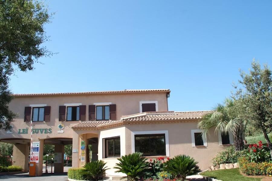 Mobile Home 6-Pers Camping Lei Suves-Cotes D'Azur-Including Airco Roquebrune-sur Argens Ngoại thất bức ảnh